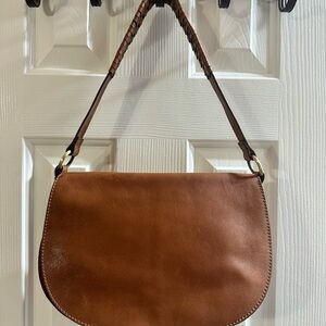 Elegant Brown Leather Shoulder Bag